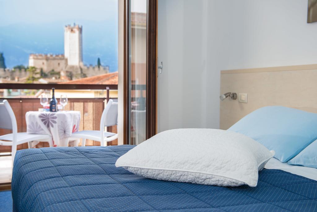 Hotel Erika Malcesine Quarto foto